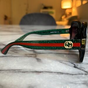 Womens gucci sunglasses gg0036 made in italy